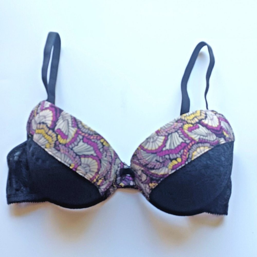 VICTORIA'S SECRET PUSH UP BRA Lace 36C